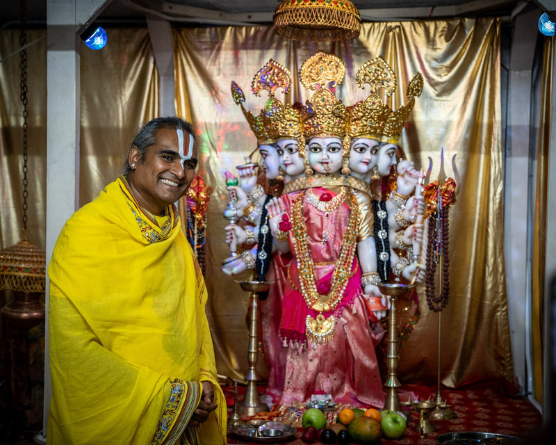 The Living Light of Gayatri: Satguru Paramahamsa Sri Vishwananda's Timeless Teachings on the Mother of the Universe