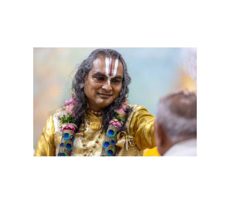 Photo | Paramahamsa Vishwananda Giclee 8x10" 003