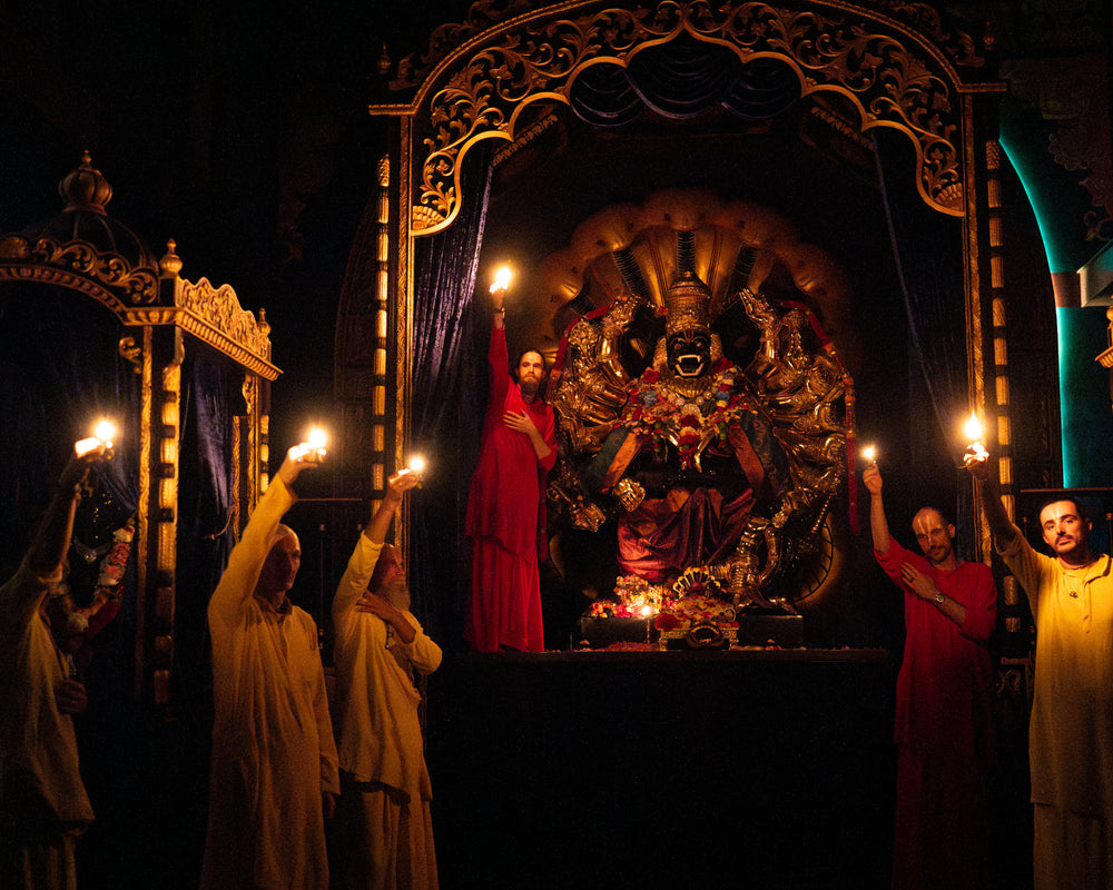Festival worship in the temple