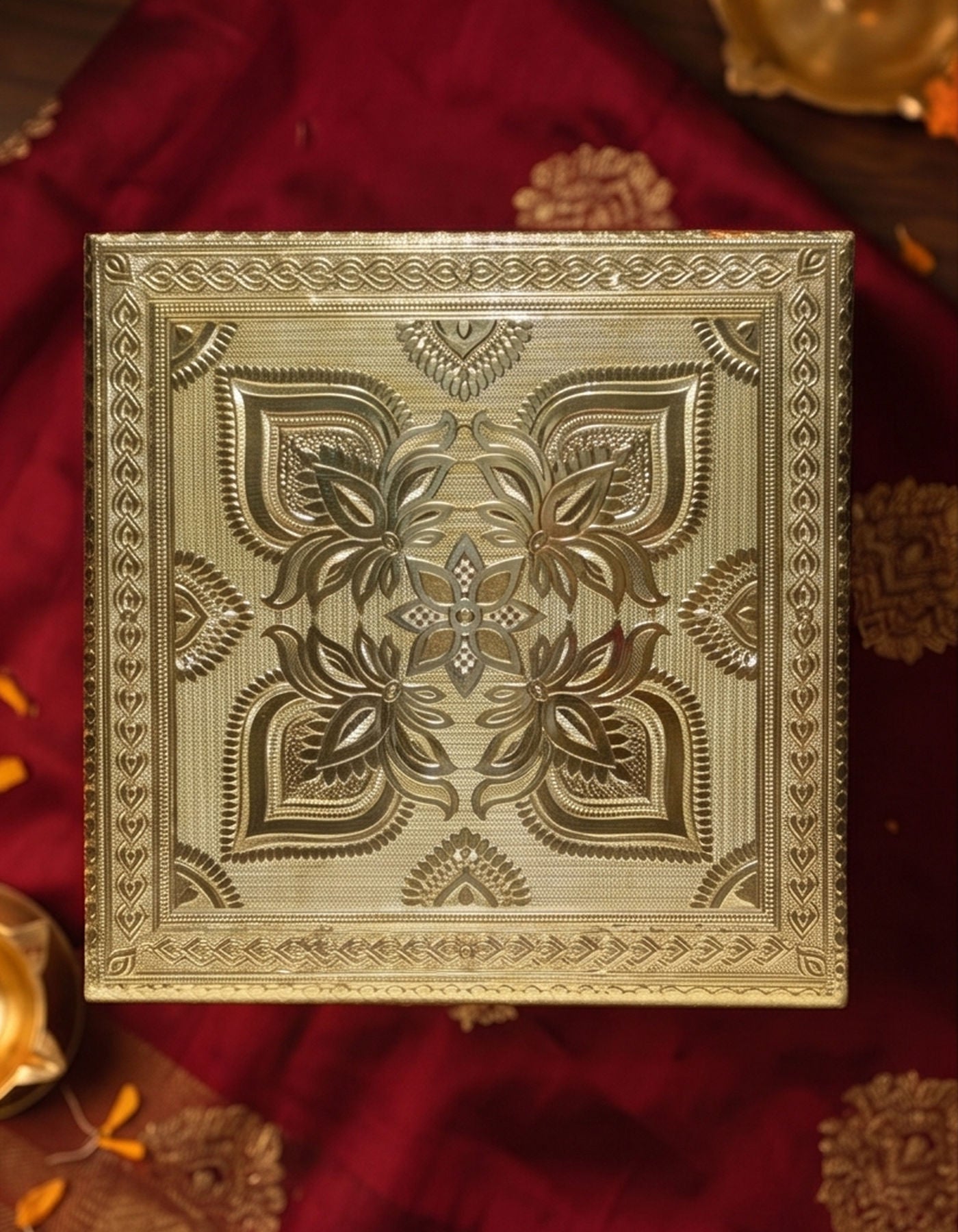 Puja Table | Bajot Chowki Meenakari | 12"