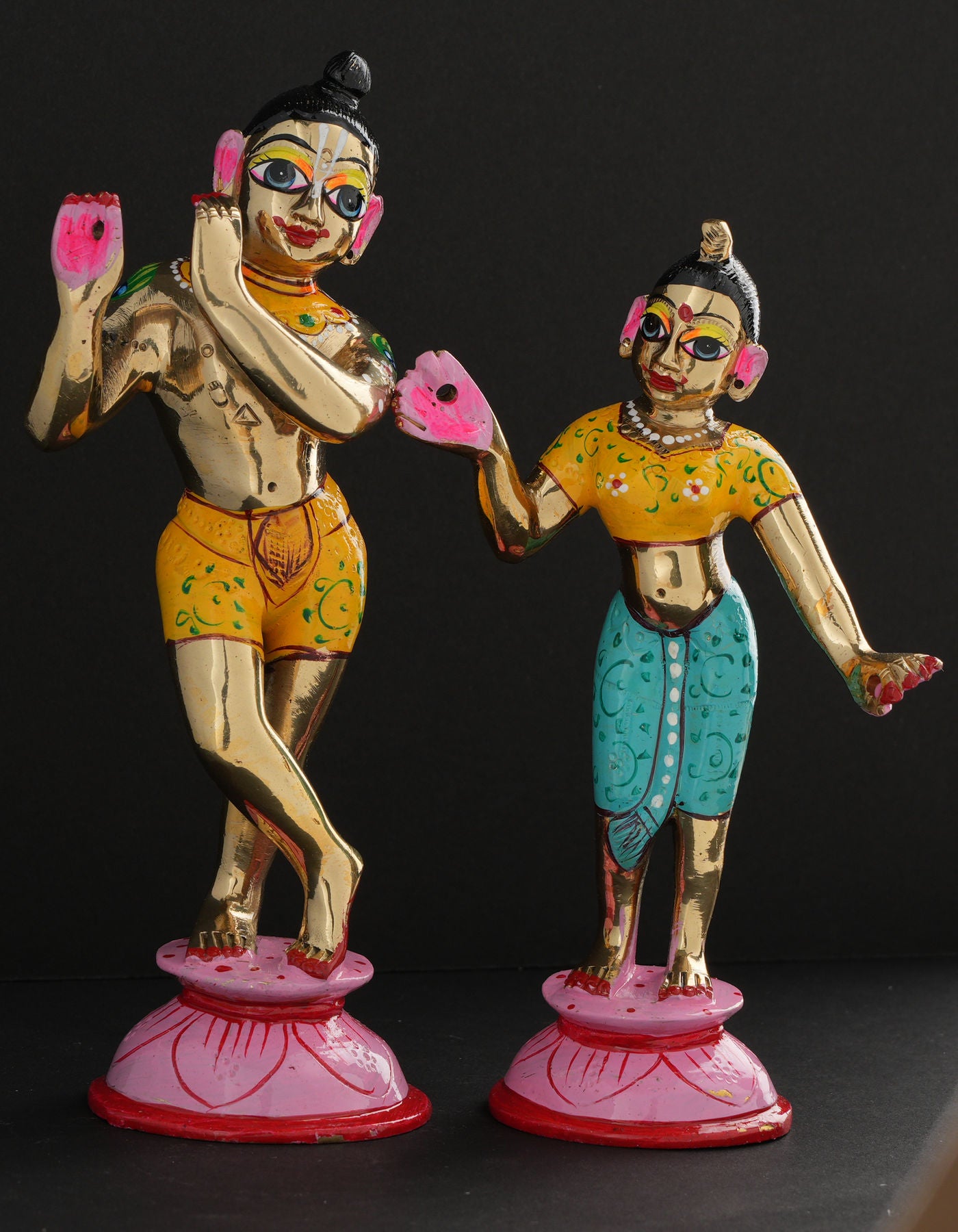 Radha Krishna | AD Golden Painted 7" Style 1
