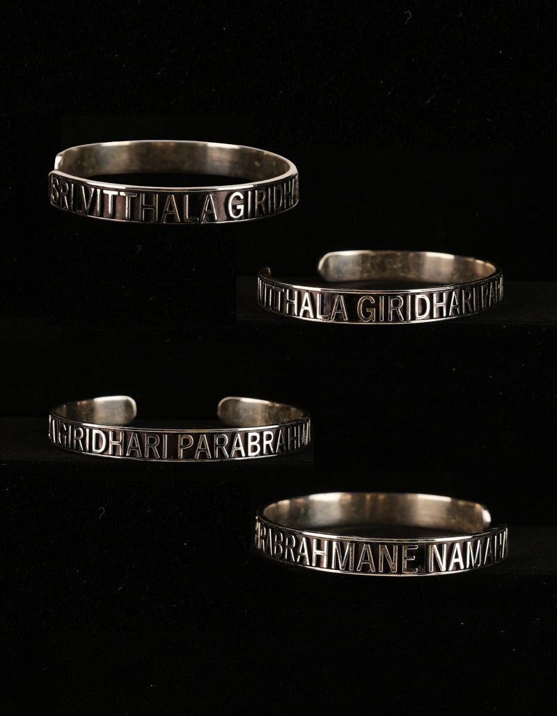 Sri Vitthala Giridhari Parabrahmane Namaha Bracelet | 925 Silver
